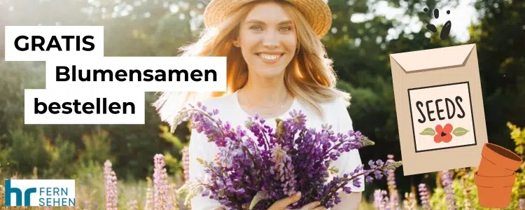 Frau mit lila Blumen freut sich; Saatgut-Tütchen